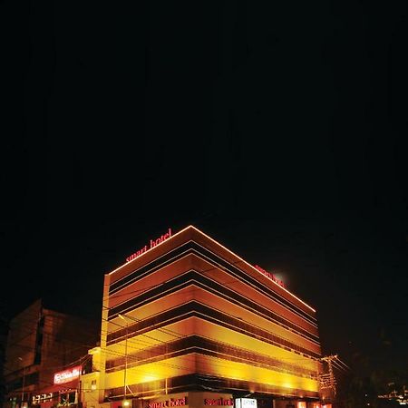 Smart Hotel Lahore Exterior foto