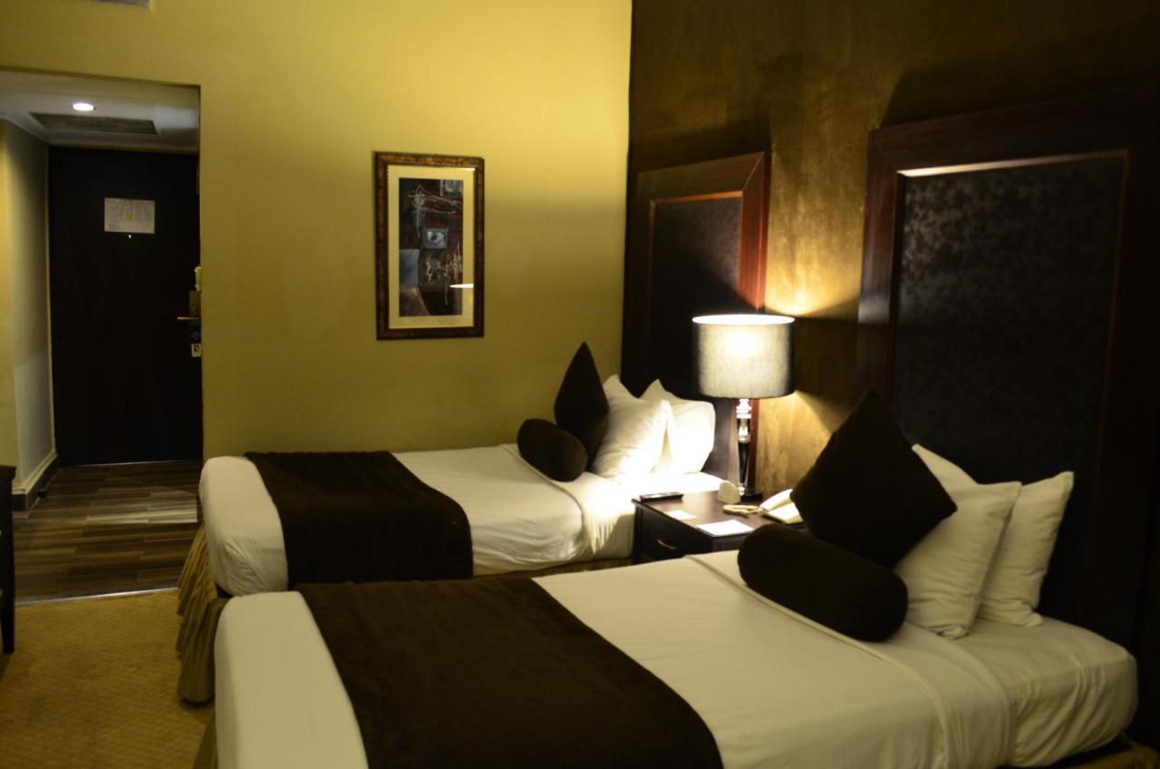 Smart Hotel Lahore Exterior foto